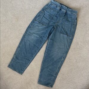 Supersoft Pull-On Relaxed Jeans in Beswick Wash